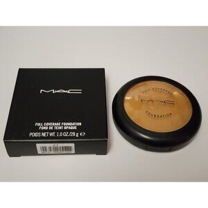 MAC C40 Full Coverage Foundation